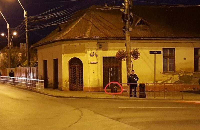 update video – colet suspect găsit pe strada unirii din mediaș. sri-ul cercetează diplomatul