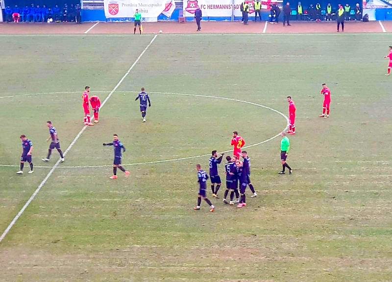 video foto – fc hermannstadt în sferturile cupei româniei. sibiul a bătut juventus cu 2-0