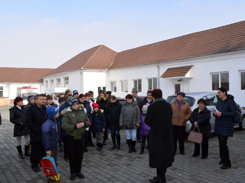 foto - "şcoală şi comunitatea" ediţia cu numărul 5 la copşa mică