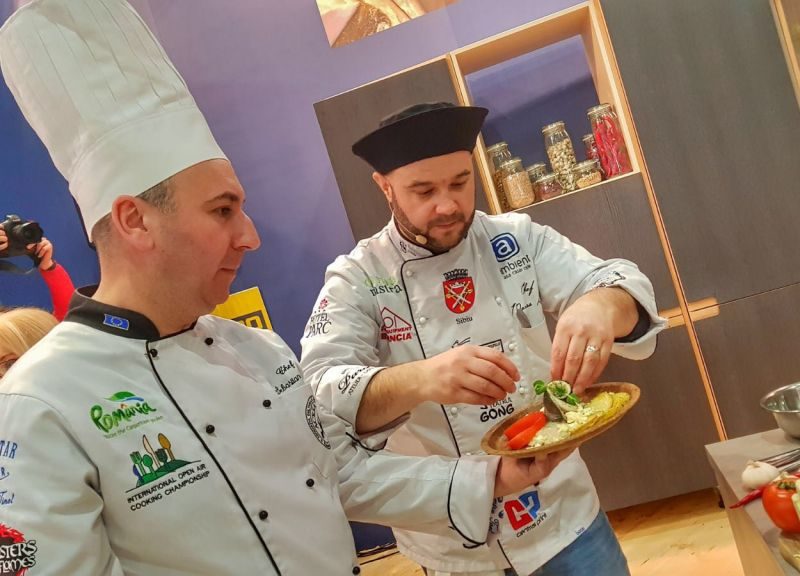 sibianul marius rafa, mega succes cu preparatele gătite la târgul de turism al româniei