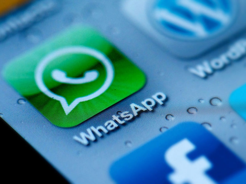 polițiștii au interzis pe whatsapp și messenger
