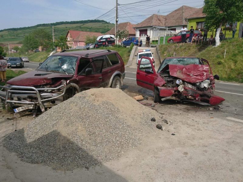 foto - accident pe drumul național 14a