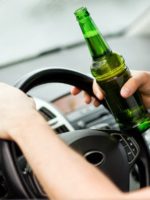 Băut bine și fără permis de conducere la plimbare cu mașina prin Bârghiș – Acum are dosar penal