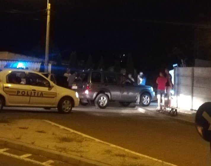foto - mort de beat la volan. a intrat cu mașina într-un gard la medias