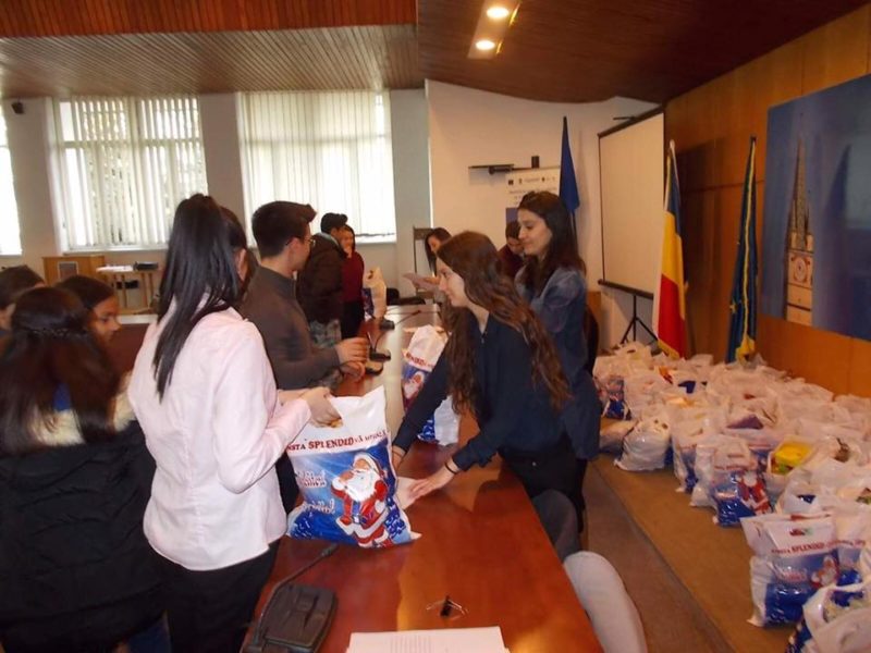 campania umanitara ”hrănește un zâmbet” a început