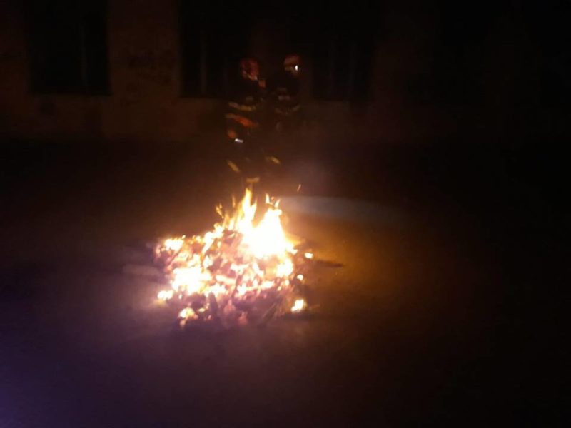 incendiu sâmbăta seara în mediaş la fosta unitate militară
