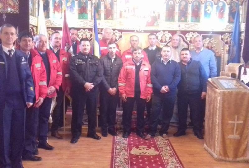 foto - pompierii voluntari din copșa mică au sărbătorit gala bunului samaritean