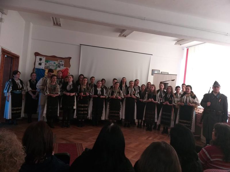 foto video - centenarul marii uniri sărbătorit la școala națională de gaz mediaș