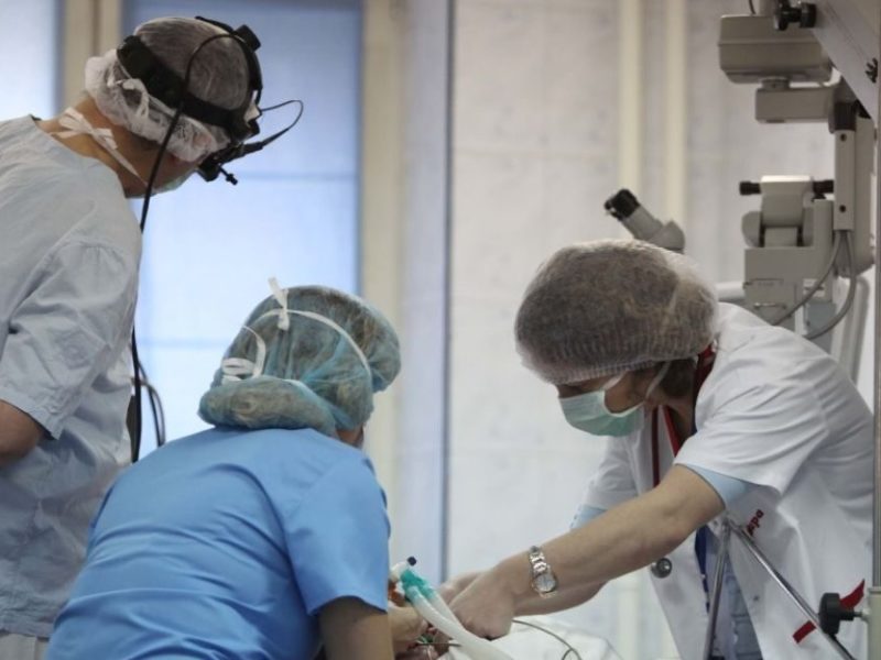 cadrele medicale ar putea ieși mai repede la pensie