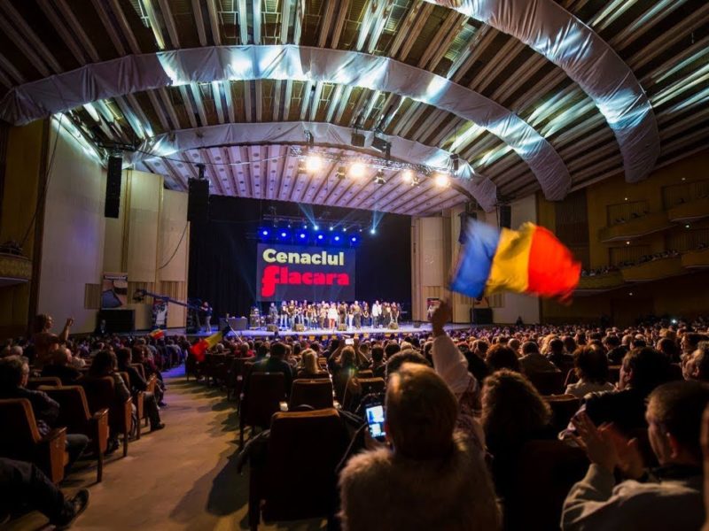 cenaclul flacăra cu andrei păunescu și invitații săi la mediaș