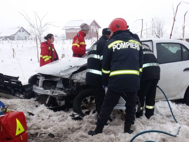 update foto accident grav la boița. două persoane încarcerate