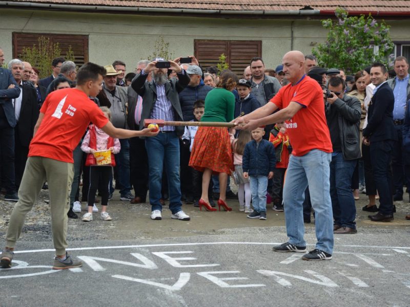 foto tradiția jocului #țuru merge mai departe