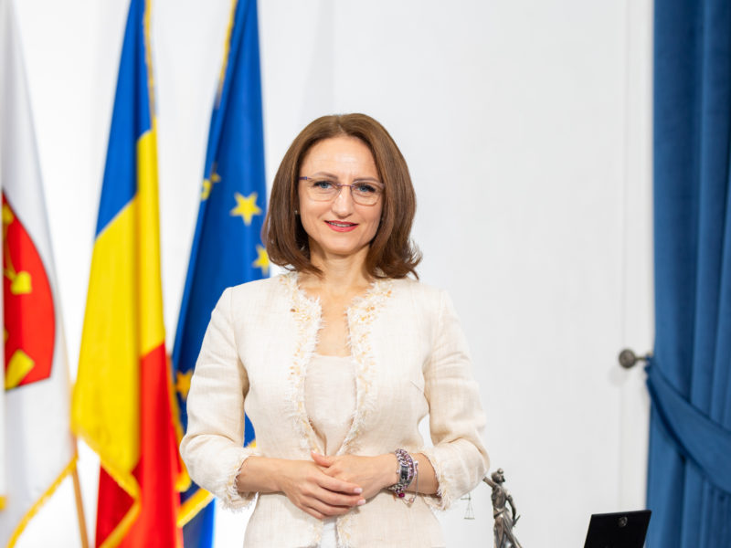 mesajul președintei consiliului județean sibiu, daniela cimpean pentru elevi în prima zi de scoala