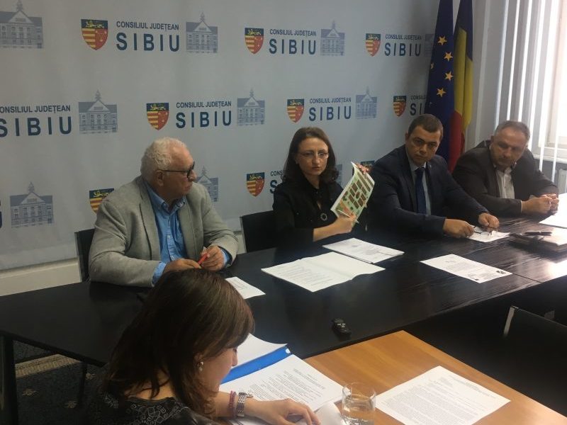problema prezenței urșilor în sibiu, discutată de președintele cj sibiu și ato