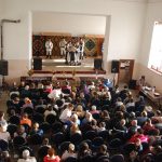 galerie foto: sărbătoarea gogoșilor: mii de gogoși înfulecate cu poftă la dupuș