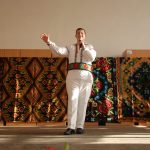 galerie foto: sărbătoarea gogoșilor: mii de gogoși înfulecate cu poftă la dupuș