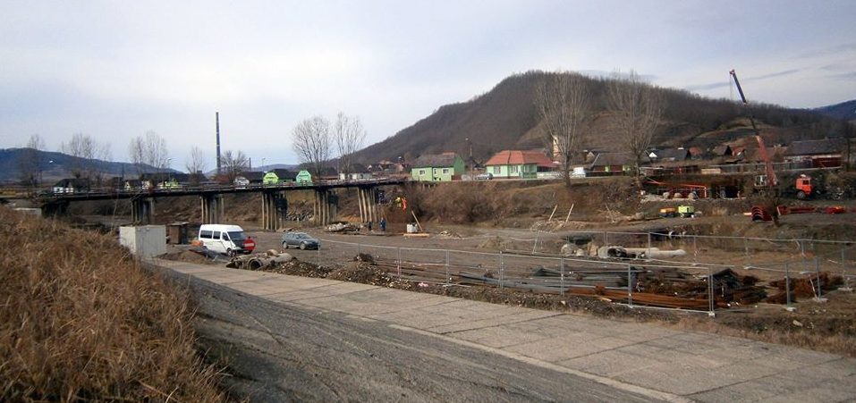 FOTO Se reiau lucrările la strada Mecanicilor din Copșa Mică 2 foto se reiau lucrările la strada mecanicilor din copșa mică