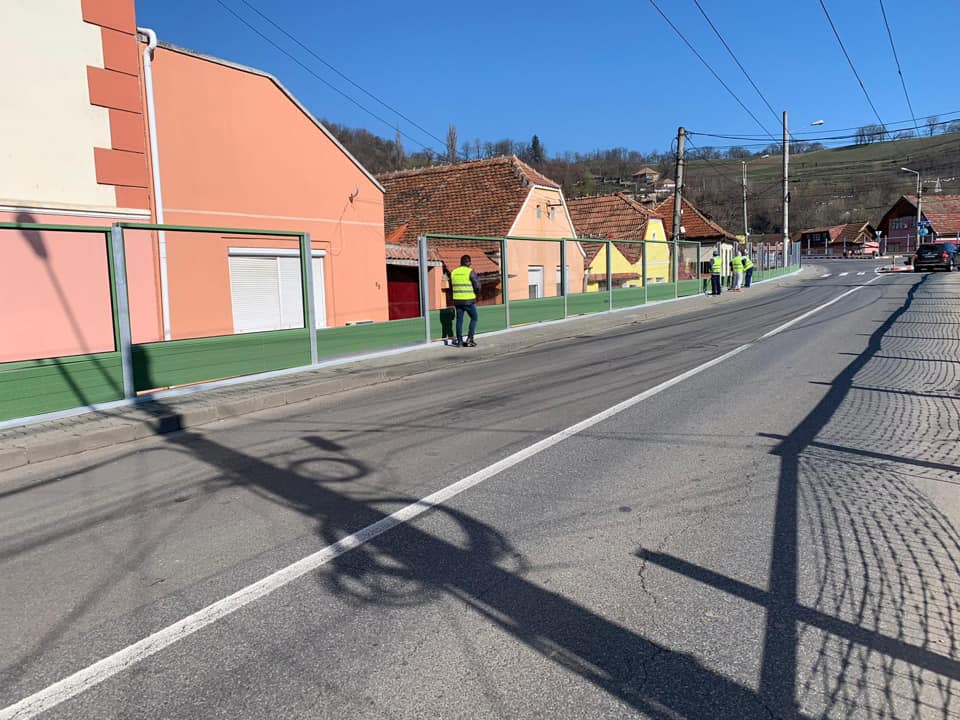 FOTO Coronavirusul nu oprește lucrările de infrastructură la Mediaș - Unde se lucrează 3 foto coronavirusul nu oprește lucrările de infrastructură la mediaș - unde se lucrează