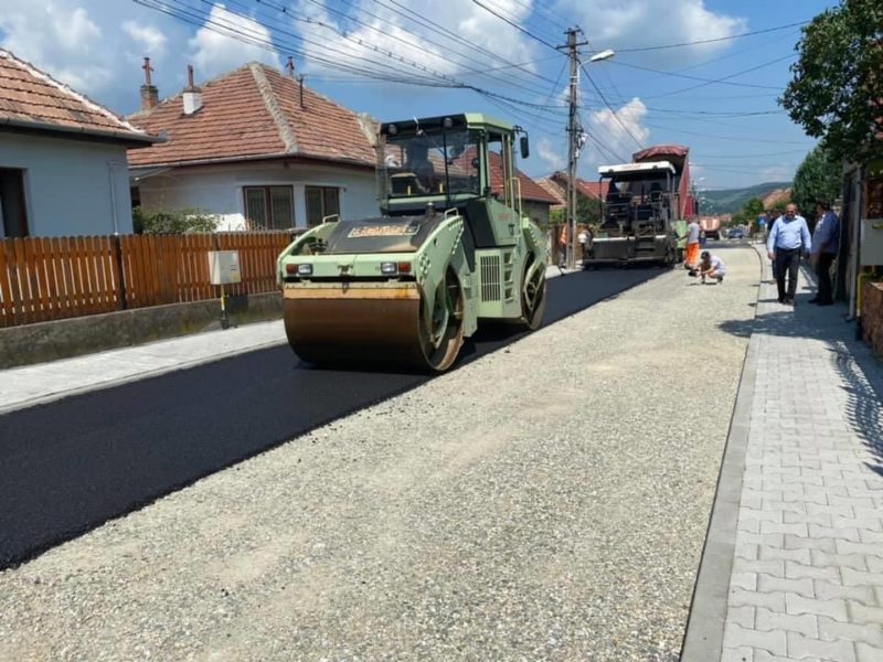 foto lucrările de întreținere a drumurilor din mediaș au fost reluate