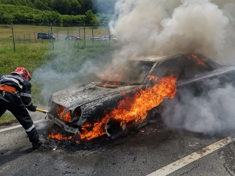 autoturism făcut scrum la blăjel