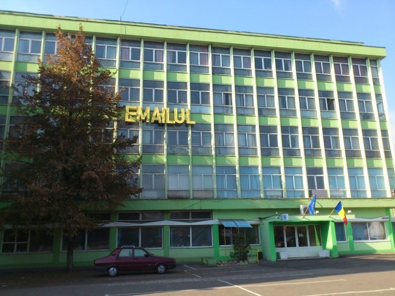 focar de infecție la emailul mediaș – zeci de persoane trimise în autoizolare