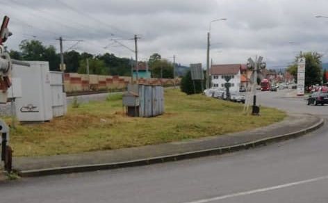FOTO Toate spațiile verzi din Mediaș au fost aranjate 2 foto toate spațiile verzi din mediaș au fost aranjate