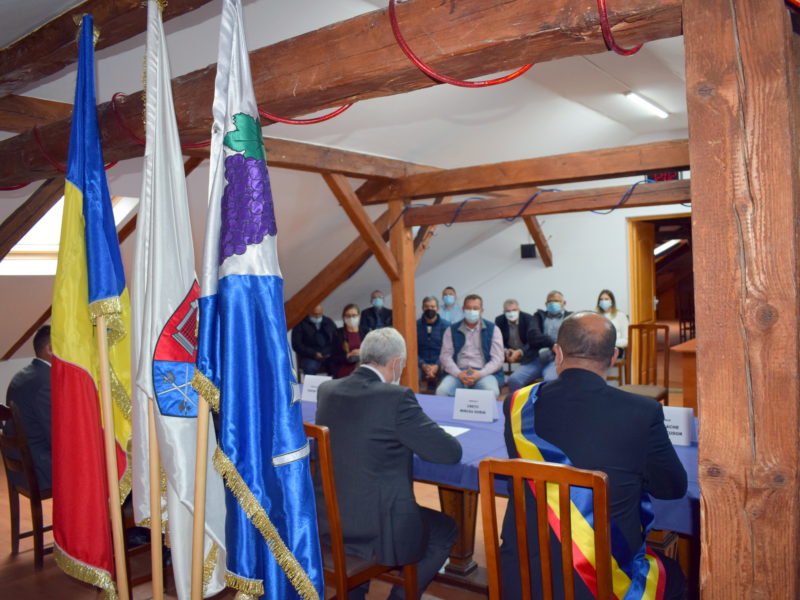 foto - moment important la copșa mică. s-a constituit noul consiliu local