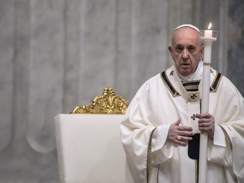 papa francisc i-a transmis condoleanțe reginei elisabeta a ii-a a marii britanii și a adus un omagiu prințului philip
