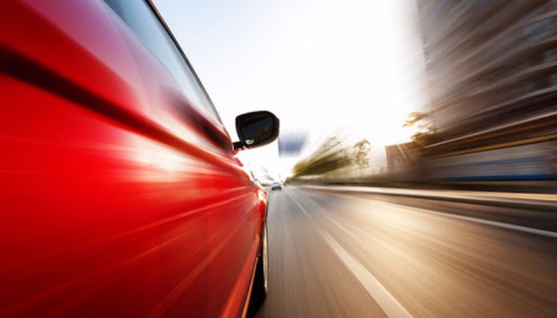 tânăr din brateiu prins că mergea cu 115 km/h prin mediaș - nu are nici permis