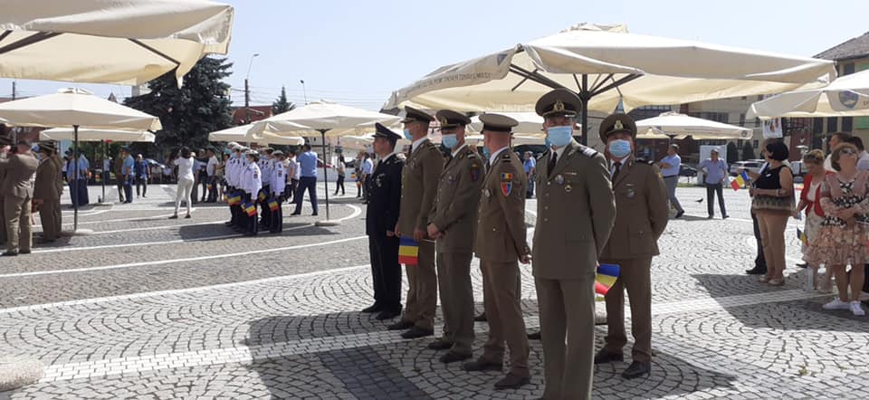 FOTO: Eveniment aniversar la Mediaș - Patruzeci de ani de la primul zbor al unui roman in spațiu 3 foto: eveniment aniversar la mediaș - patruzeci de ani de la primul zbor al unui roman in spațiu
