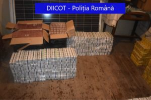 foto percheziţii în sibiu la contrabandişti de ţigări şi alcool