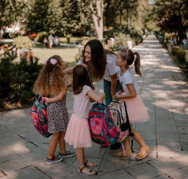 campanie pentru cumpărarea de rechizite copiilor din familii defavorizate