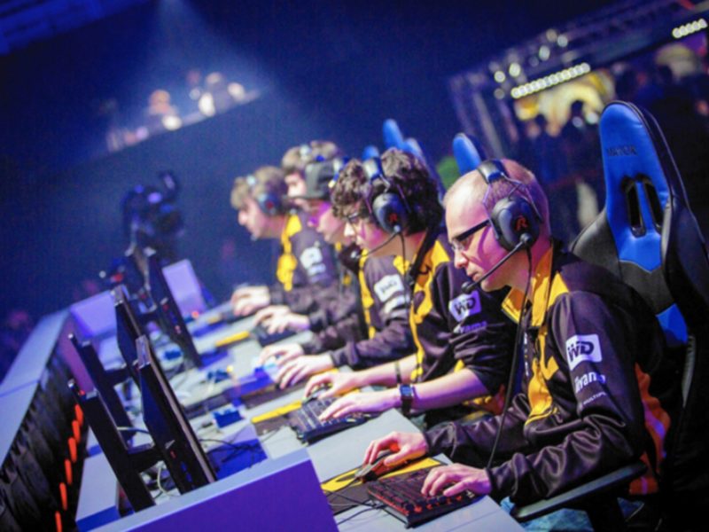 medieșeanul vlad săteanu, singurul român care a participat la cel mai mare turneu de dota 2 din lume