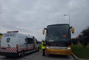 Poliția în acțiune pe drumurile din tot județul - Amenzi de peste 450.000 de lei și zeci de permise reținute 4 poliția în acțiune pe drumurile din tot județul - amenzi de peste 450.000 de lei și zeci de permise reținute