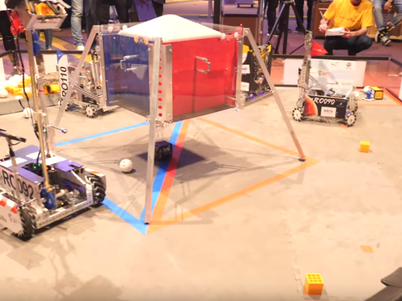code warriors și sngine team din mediaș vor participa la campionatul național de robotică