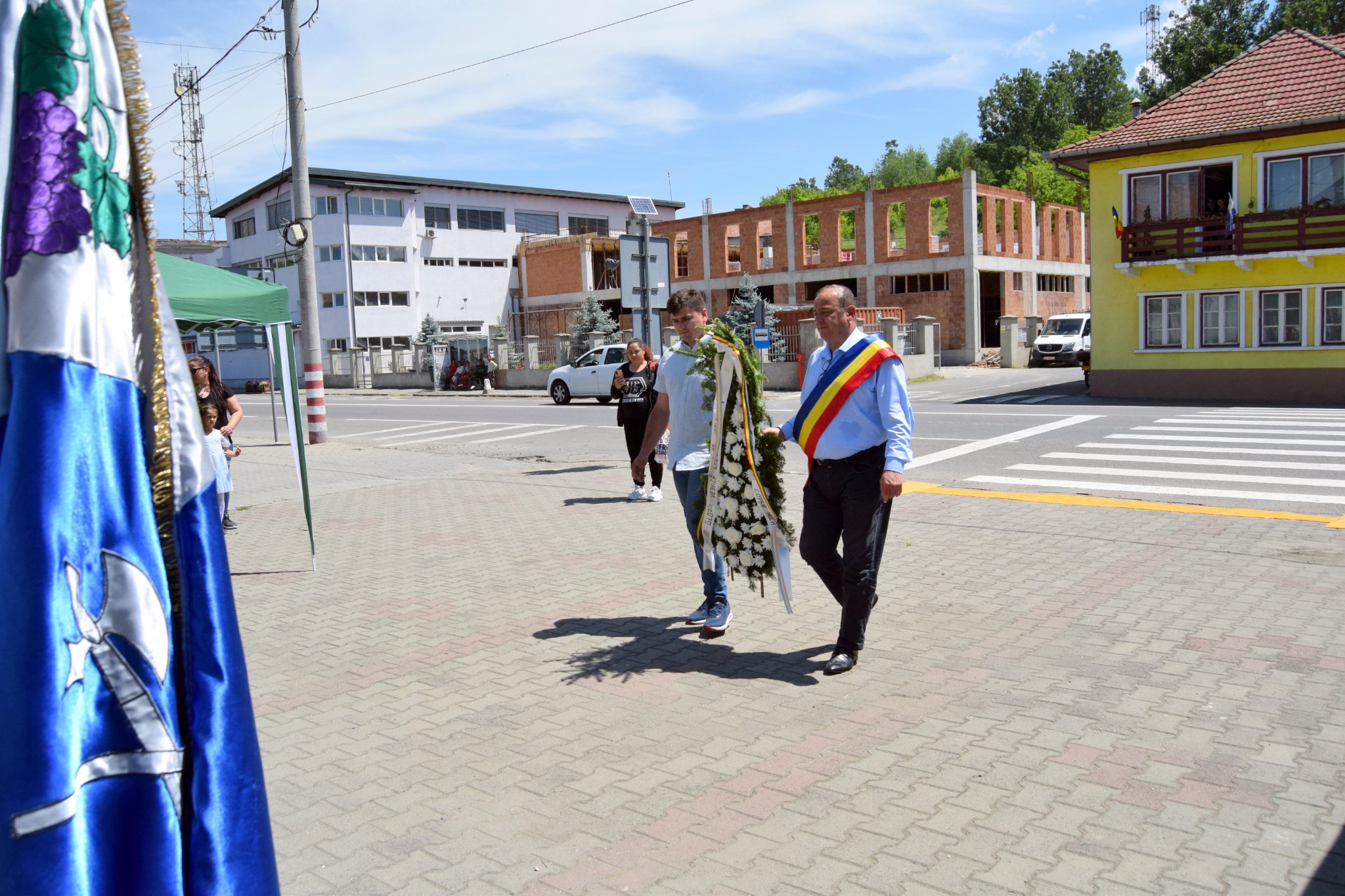 foto ziua eroilor sărbătorită din nou la copşa mică