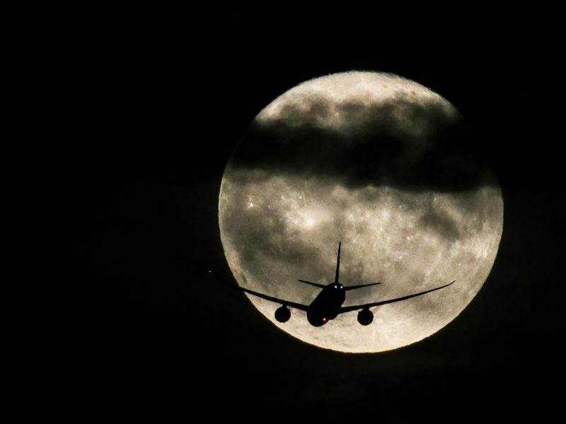 foto cea mai mare lună plină din 2022