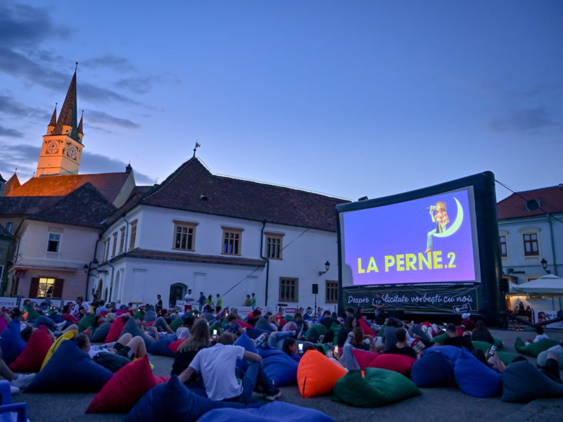 weekend plin de filme la mediaș - bilete pentru festivalul ”la perne”