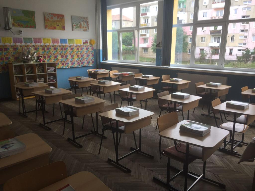 FOTO Școlile din Mediaș pregătite pentru nou an școlar - Lucrările de reparație au fost finalizate 2 foto școlile din mediaș pregătite pentru nou an școlar - lucrările de reparație au fost finalizate