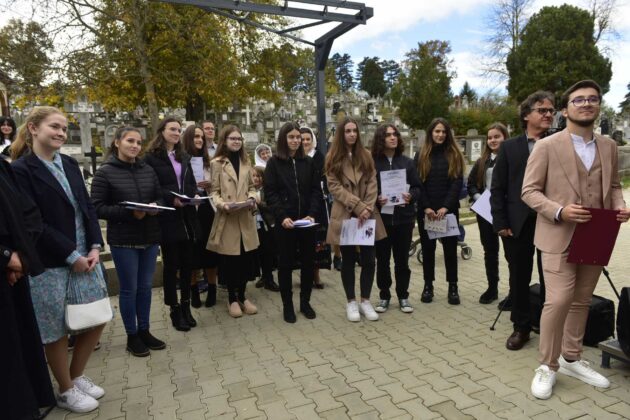 foto burse de merit pentru elevii din mediaș cu rezultate excepționale