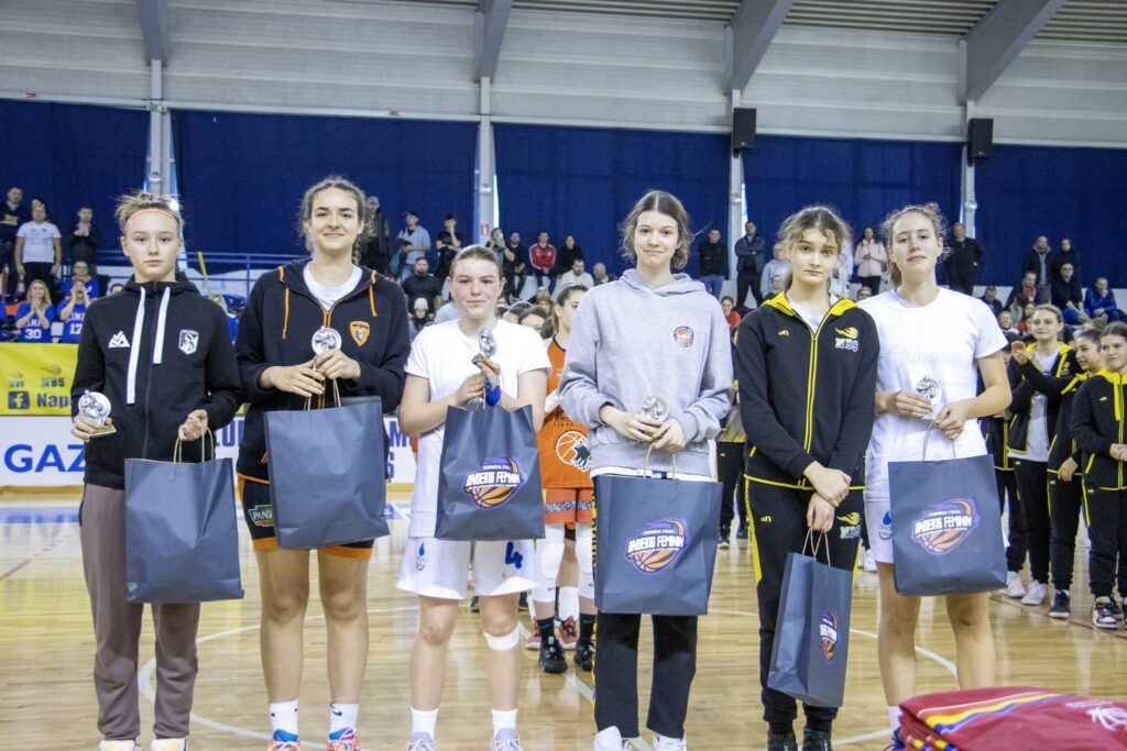 FOTO Turneul Final al Campionatului Național U16 feminin de la Mediaș s-a încheiat 2 foto turneul final al campionatului național u16 feminin de la mediaș s-a încheiat