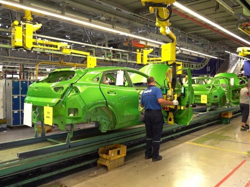 ford reduce personalul - peste 2.000 de angajați vor fi concediați