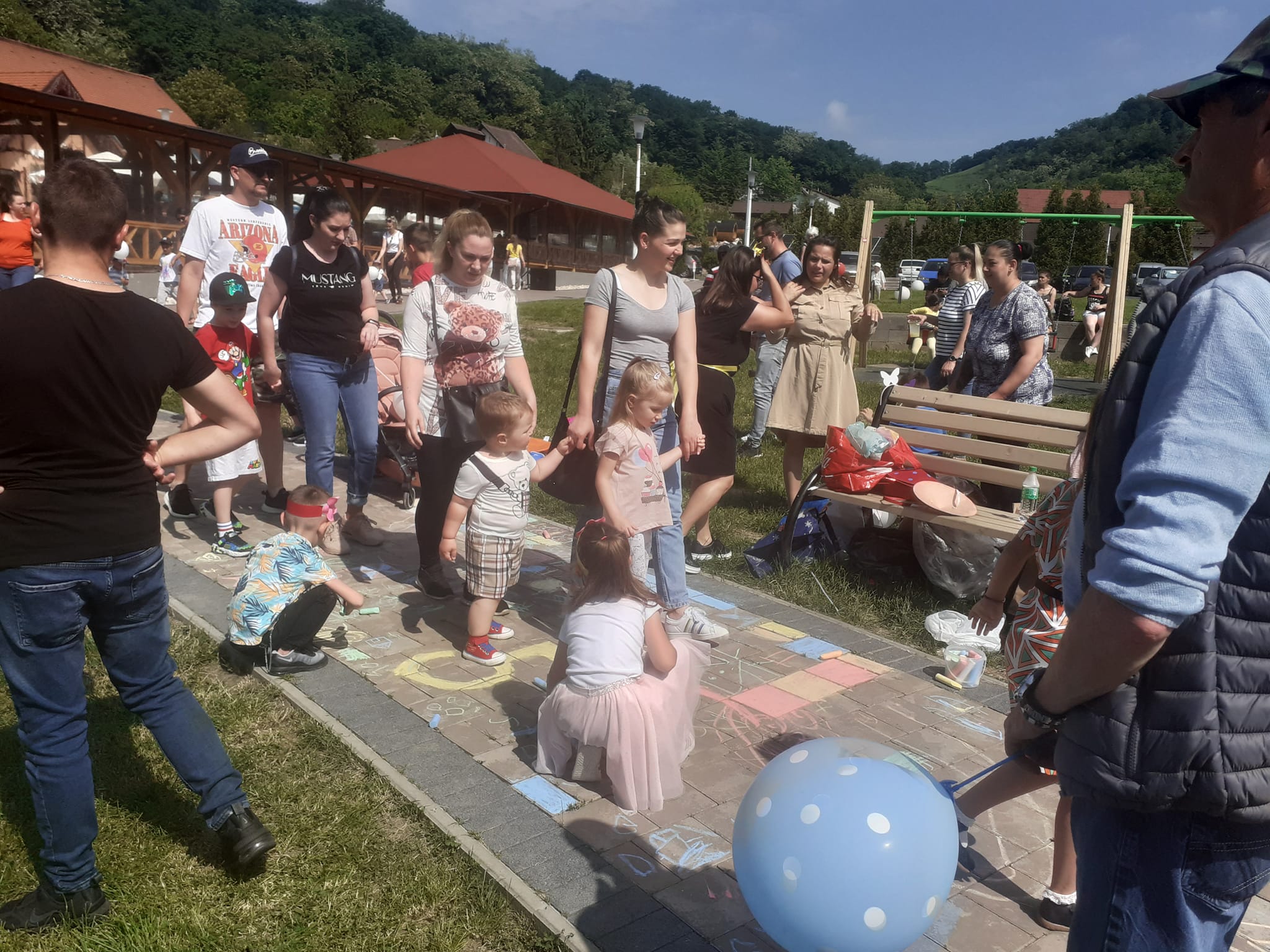 foto zeci de tineri au participat la cupa 1 iunie la șah