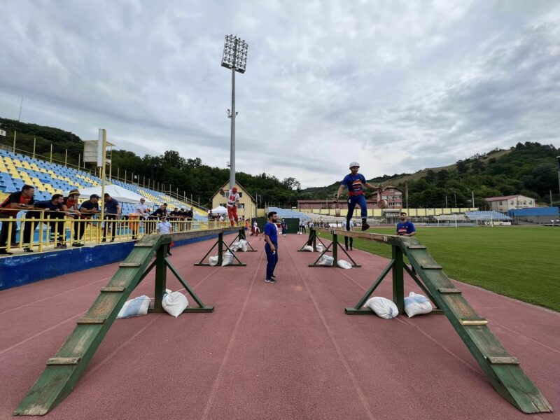 foto pompierii din șapte județe s-au întrecut la mediaș la faza interjudețeană a concursurilor serviciilor pentru situații de urgență