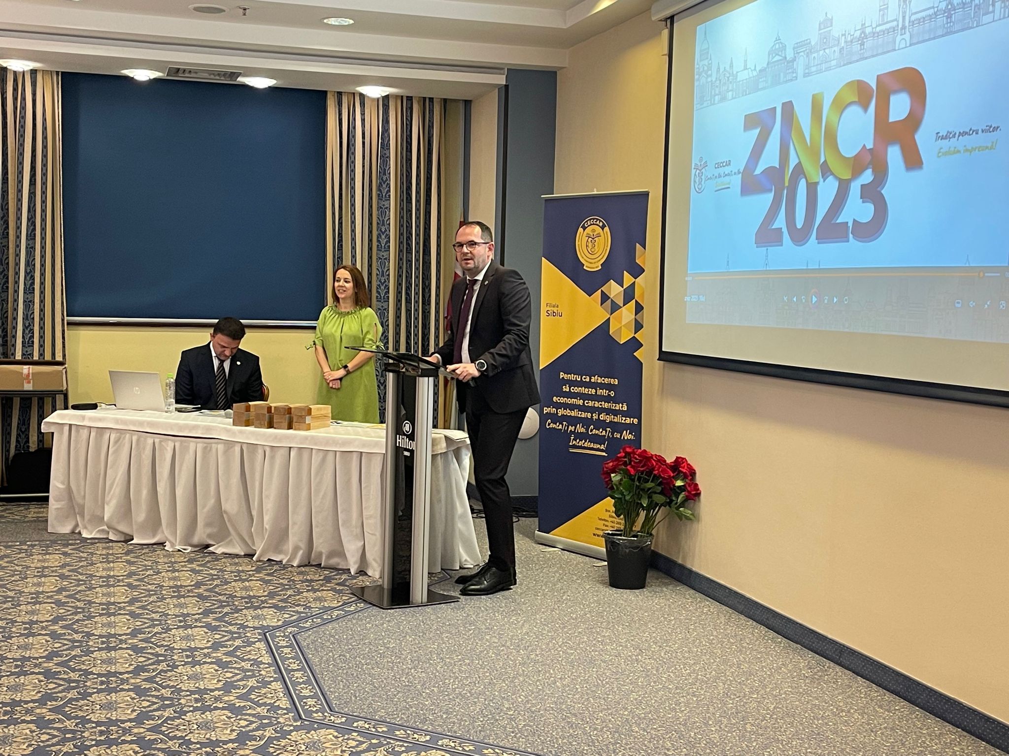 Senatorul Claudiu Mureșan, premiat de CECCAR pentru colaborarea bună avută cu reprezentanții contabililor 2 senatorul claudiu mureșan, premiat de ceccar pentru colaborarea bună avută cu reprezentanții contabililor