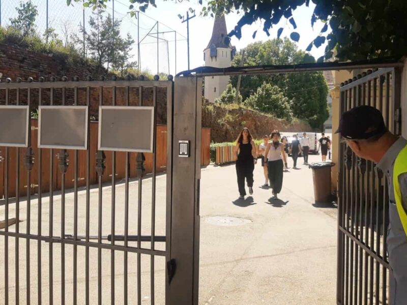 bacalaureatul de toamnă: brukenthal și liceul de artă obțin cele mai mari medii, deși există și mulți care au picat.