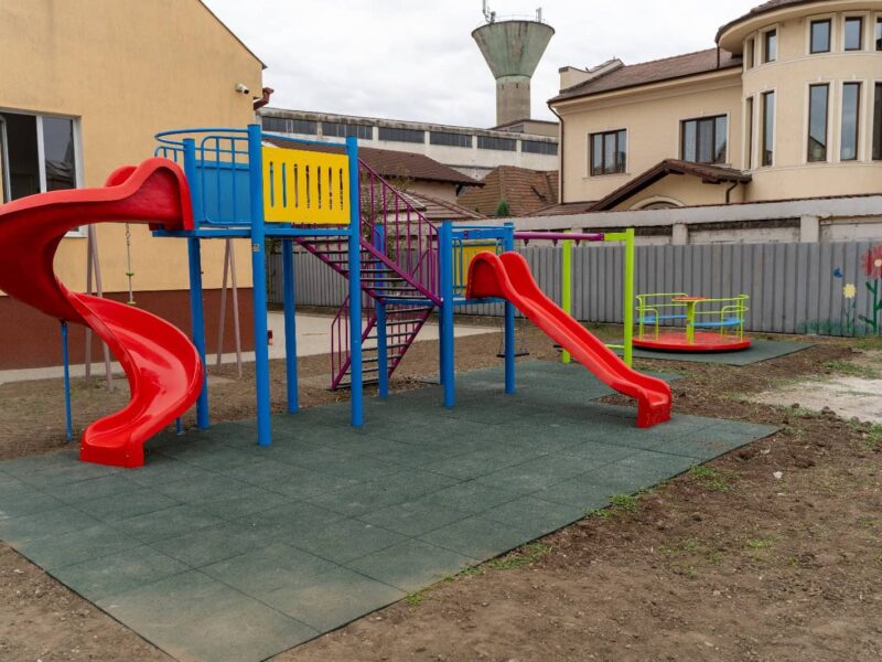 renovarea și modernizarea grădiniței „piticot” din mediaș pentru noul an școlar (foto)