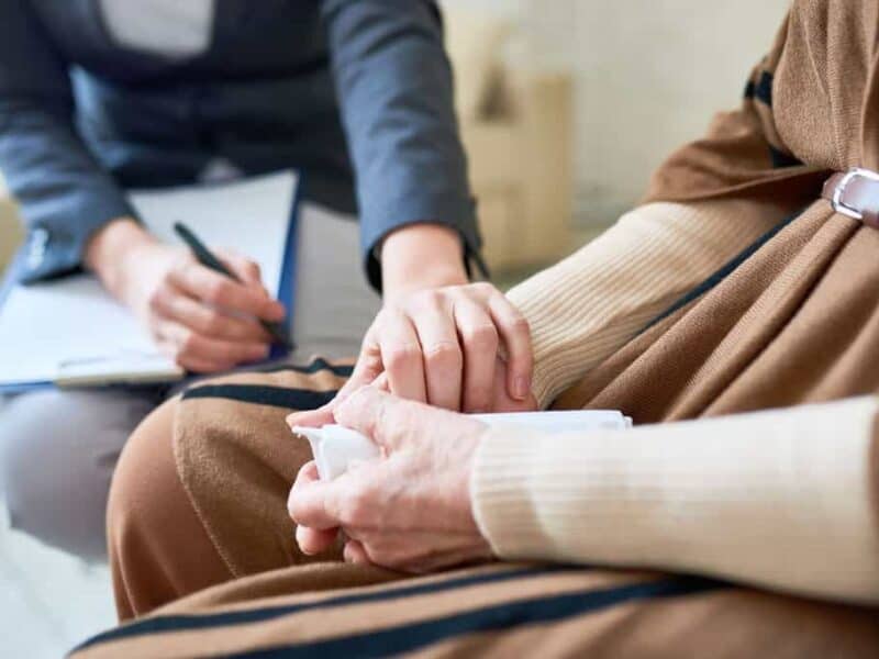 servicii de consiliere psihologică gratuite pentru părinții în doliu după pierderea copiilor