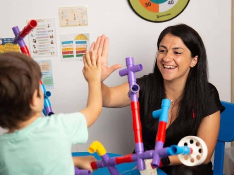 tratamentul stomatologic gratuit pentru pacienții cu autism: promisiuni neîndeplinite din cauza birocrației