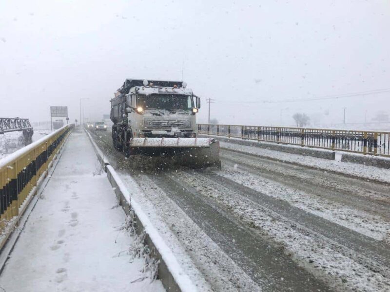 drumarii se pregătesc pentru sezonul de iarnă, având aproape 60 de utilaje pregătite să facă față zăpezii.
